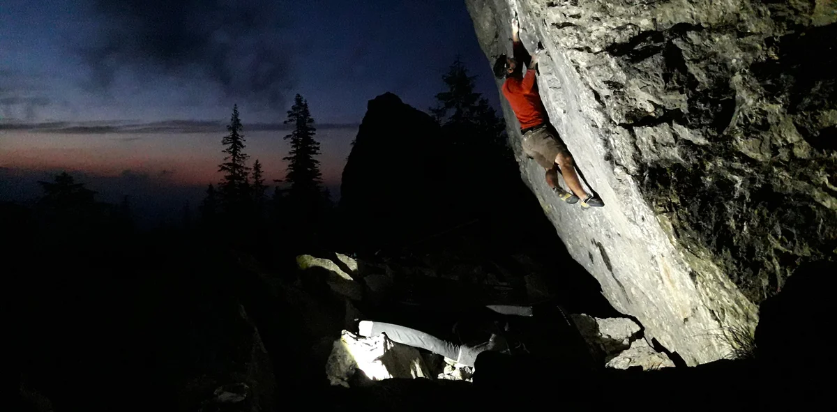 Night climbing in Rarau Mountains